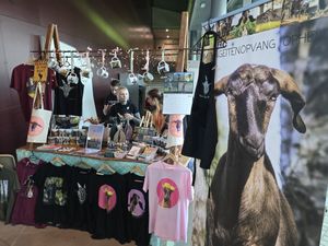 At Vegan Afairs, Brugge at Melkgeitenopvang Ophelia in Vaux-sur-sure