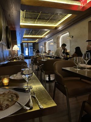 Beautiful Restaurant Decor   at Le Basque in New York City