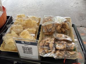 Green pea snacks (to eat together with the porridge, I saw locals just dip these into the porridge) 🥣   at Tofu Porridge -ข้าวฟืนอุ่น in Chiang Mai