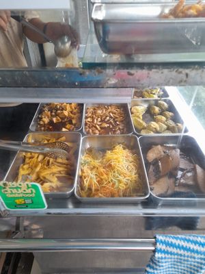 Com chay selection at Sen Vang in Ho Chi Minh City