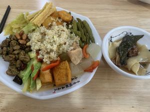   at Longyuanzhai Vegetarian Restaurant (Jinsui Garden Phase II) - 龙源斋素食(金穗花园二期店) in Qujing