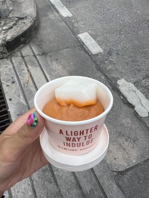 thai tea mochi pudding  at Skinnylicious - Emquartier in Bangkok