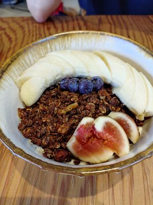 Chocolate granola bowl with soy yoghurt at VEGAN CAFE MALINKA in Kyoto