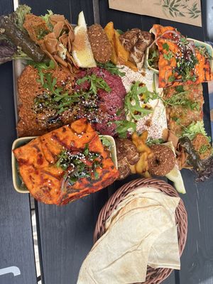 Vegane Platte für zwei Personen   at Arabisk Restaurant in Innsbruck