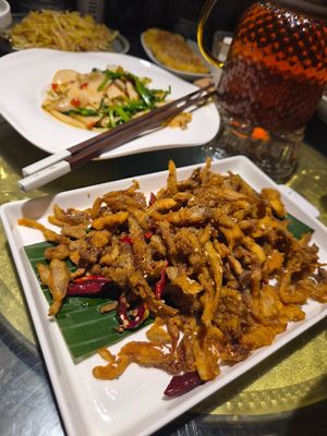  at Juezhengjing Vegetarian Restaurant Xishan Courtyard - 觉正净素食餐厅西山小院 in Kunming