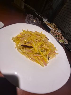  at Juezhengjing Vegetarian Restaurant Xishan Courtyard - 觉正净素食餐厅西山小院 in Kunming