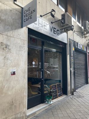  at Che Vegan Café in Madrid