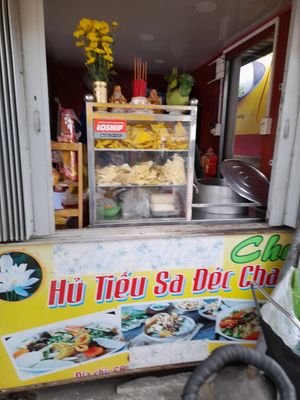 Roadside restaurant at Sa Dec in Ho Chi Minh City