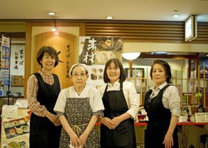 We prepare dashi (Japanese soup stock) carefully every morning to welcome our guests. at Suisha - AQ'A Hiroshima Center (生そば食事処 水車 アクア広島バスセンター街店) in Hiroshima
