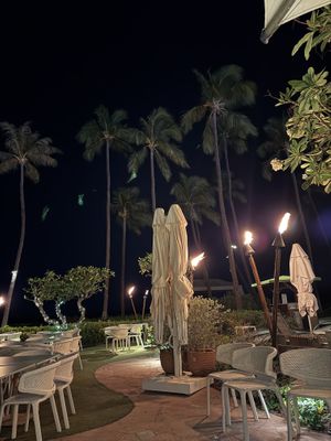 Seating area   at 'Umalu in Lahaina