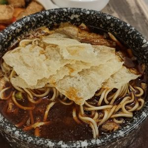 Stone Pot Mala Soup noodle at Nature Cafe - SMU - 自然疏食 in Central Singapore