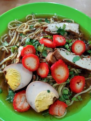 卤面。 at Nasi Padang Vegetarian in 