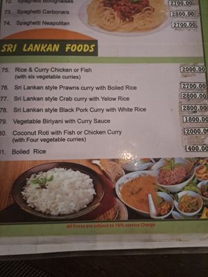 Sri Lanka food with vegetrian options at The Flavors Restaurant in Tissamaharama