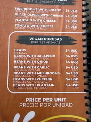 Clearly labeled vegan pupusas  at La Ruta del Sabor in Roatan