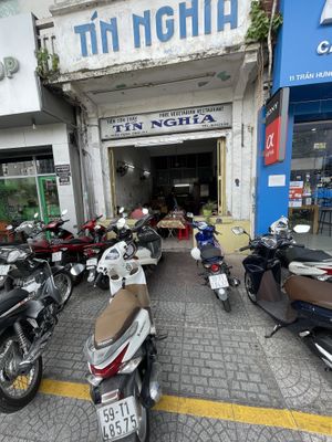 Lunar day busyness   at Tin Nghia in Ho Chi Minh City