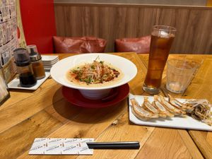 Spicy ramen and bean sprout gyoza with an iced oolong tea at Isogami Gyoza Bar Tomako in Kobe