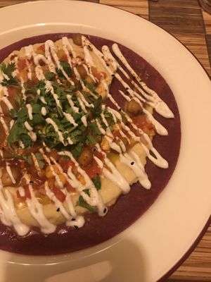 Hummous flatbread at Cafe Ukrop II in St Petersburg