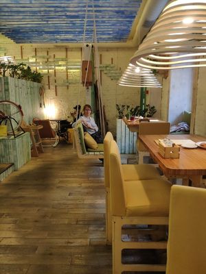 Une balançoire pour deux at Cafe Ukrop II in St Petersburg