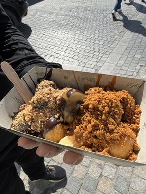 Chocolate& lotus   at Lokmakos in Larnaca