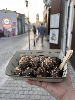   at Lokmakos in Larnaca