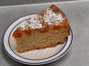 Pastel de durazno. Pregunta por el postre de la semana. at 9 ó 6 Comida Vegana. in Puebla