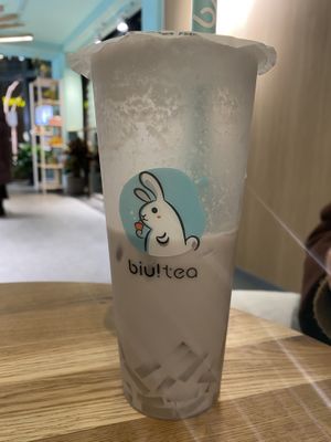 Taro boba with coconut jelly (instead of tapioca)  at Biu!Tea in Malmo