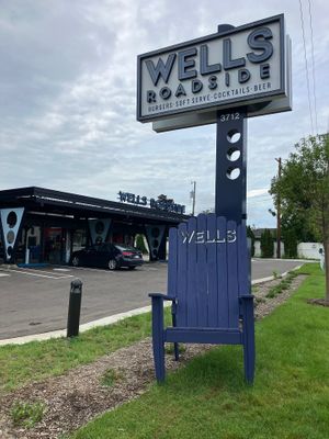  at Wells Roadside  in St Louis Park