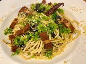 Spaghetti chili with bacon at The Planters in Ao Nang