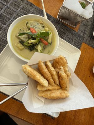 Curry and naan   at The Planters in Ao Nang