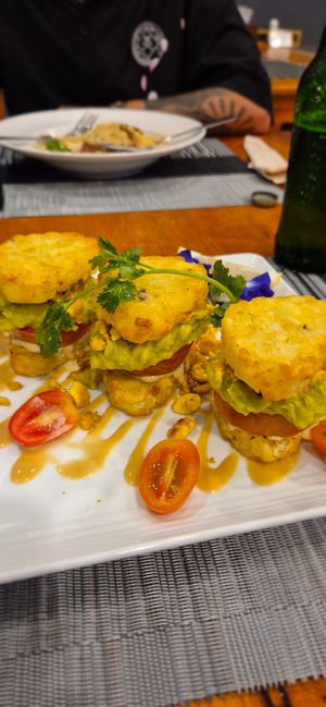 Hash-avo ! 👍 at The Planters in Ao Nang