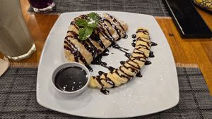 Roti with banana & chocolate at The Planters in Ao Nang