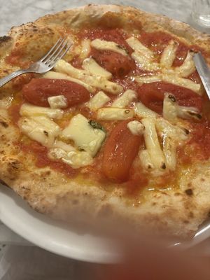 Vegan pizza  at Antica Pizzeria Chiaia in Naples