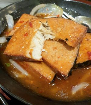 Tamarind Soy Fish - close-up at Au Lac Royal Vegan Cuisine in Dickson