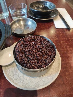 Brown rice at Au Lac Royal Vegan Cuisine in Dickson