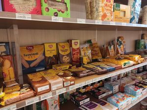 Cookies gluten free and vegan at Ervanário Portuense in Porto