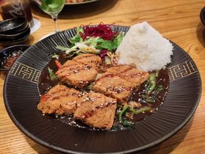 Veganes Chicken in BBQ Soße at Miss Hoi An  in Muehldorf