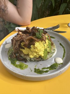 Rosti  at Bunch in Hiriketiya