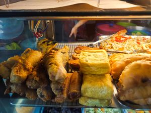 Variety of dishes available at Shu Vegetarian 典蔬 in Central Singapore