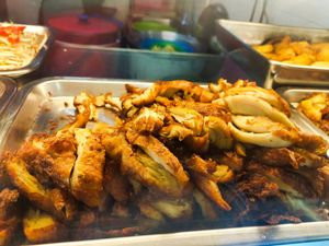 Variety of dishes available at Shu Vegetarian 典蔬 in Central Singapore