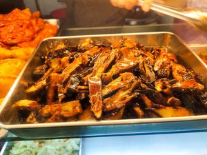 Early morning dishes at Shu Vegetarian 典蔬 in Central Singapore