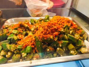 Early morning dishes at Shu Vegetarian 典蔬 in Central Singapore