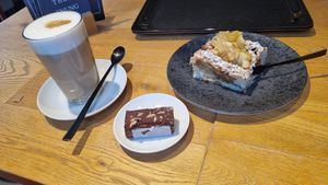 Apple pie at GIULIA Café & Event in Taufkirchen