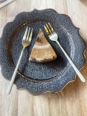 Perfect cheesecake  #Veganuary at PLANT-BASED CAFE ANDPON in Osaka