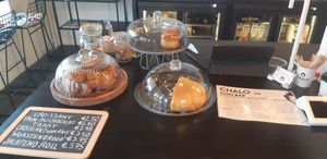 some sweets at Chalo Atelier.Chai Bar in Antwerpen