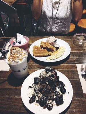 Waffles, brownies, shakes, all yummm at Veganerie - Mercury Ville in Bangkok