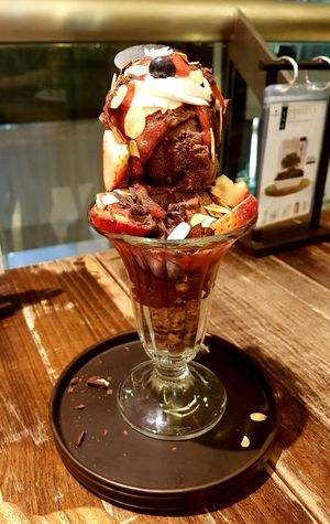 Vegan chocolate icecream at Veganerie - Mercury Ville in Bangkok