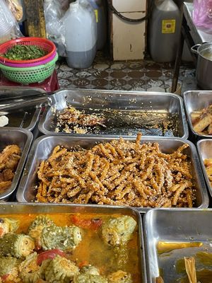   at Quan Chay Dam in Hoi An