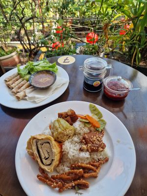60k for the rice and 50k for the springs at Quan Chay Dam in Hoi An