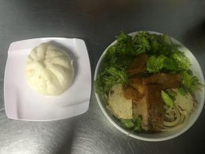 Bun Bao & Cao Lau at Quan Chay Dam in Hoi An