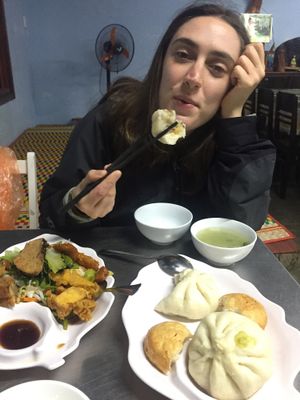 Hot bao, bready hamburgers, cold soup and hot mixed plate at Quan Chay Dam in Hoi An